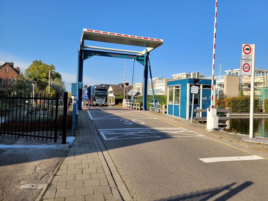 Grootschalige renovatie Gemeenlandsevaartbrug te Vinkeveen