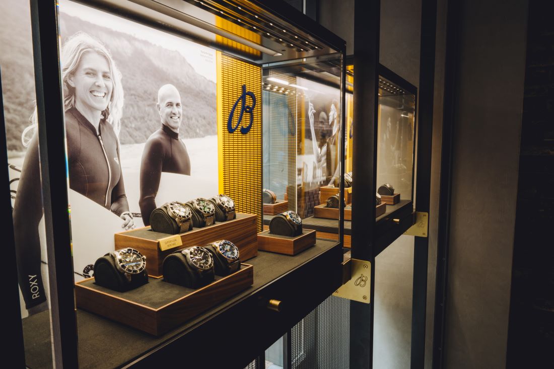  Breitling opent Boutique in Nijmegen met uniek modern- retro winkelconcept